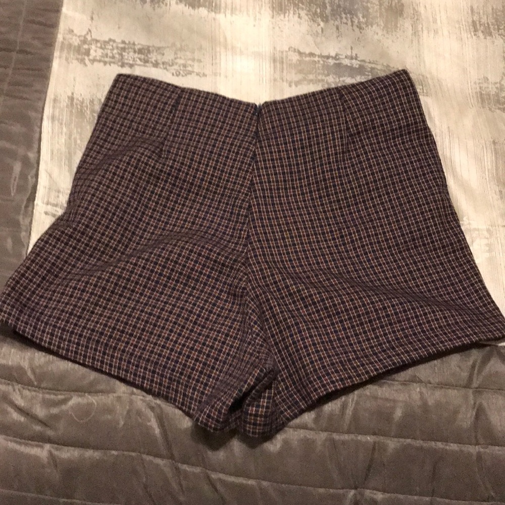 Skort - Picture 2 of 3
